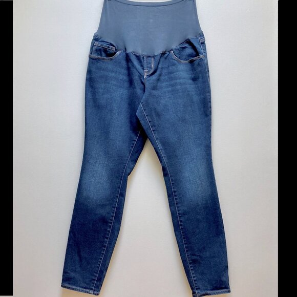 Old Navy Full Panel Skinny Maternity Jeans - Picture 2 of 9
